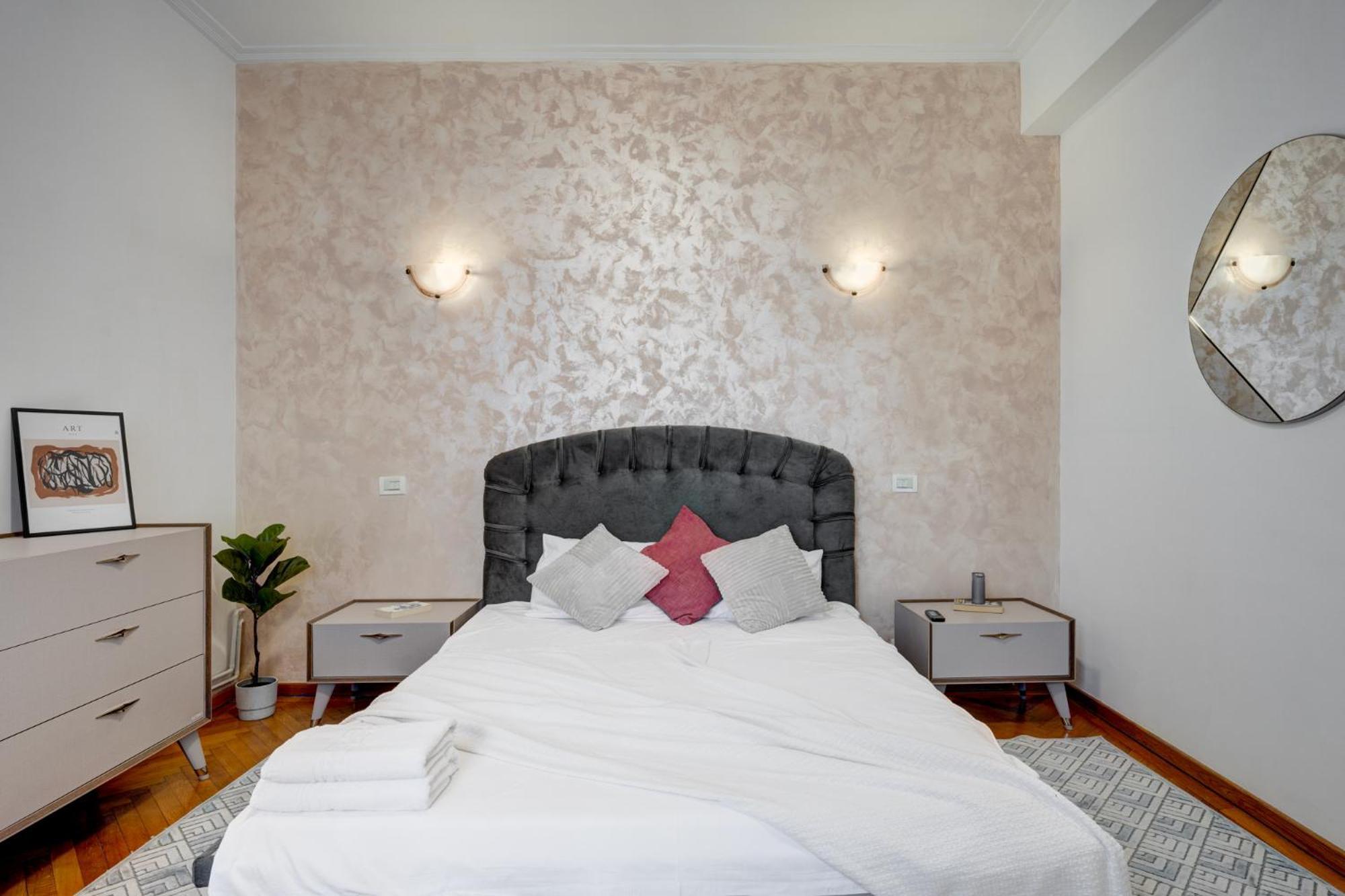 2 Bedroom - Romanian Athenaeum Appartamento *