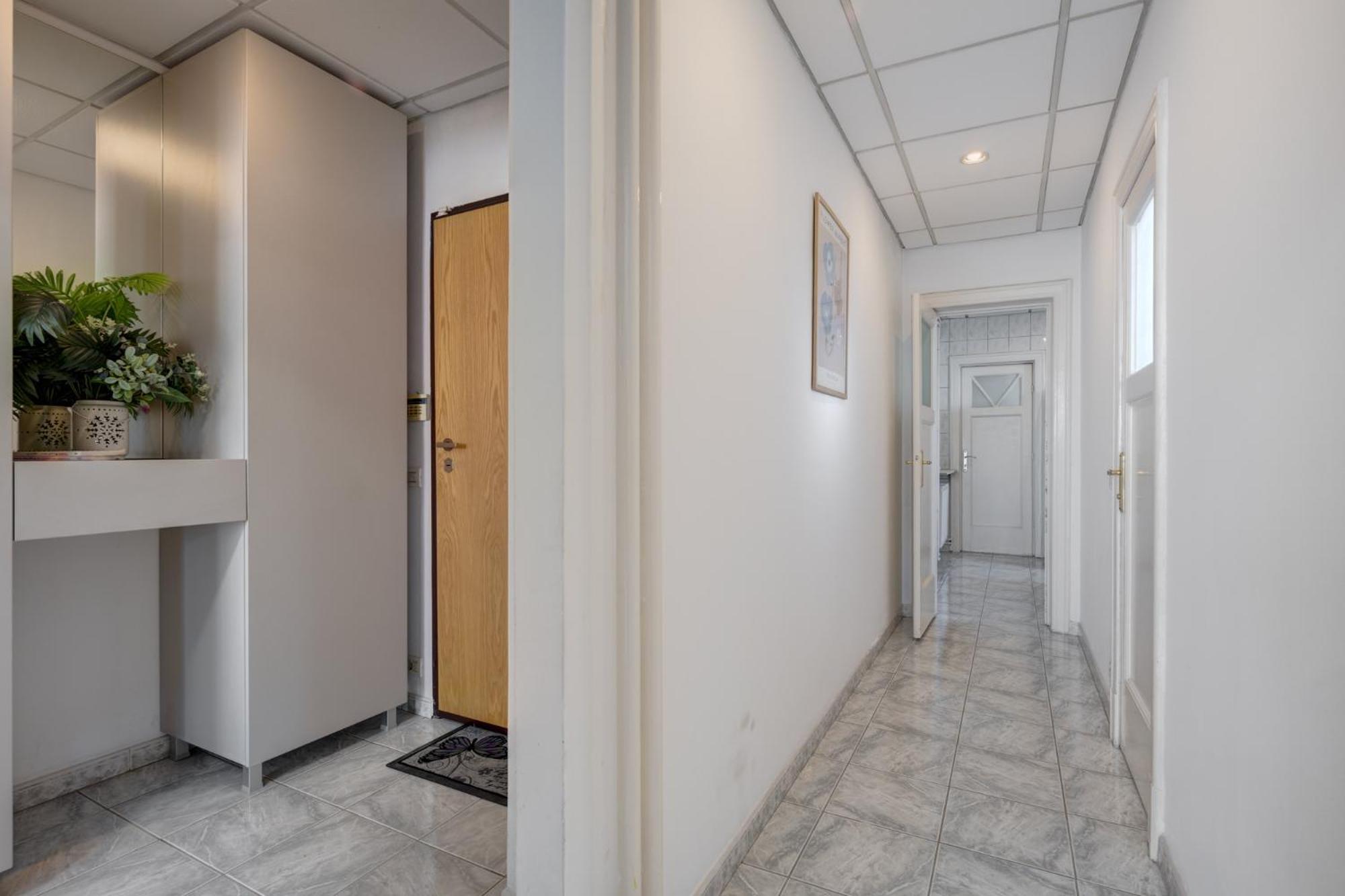 2 Bedroom - Romanian Athenaeum