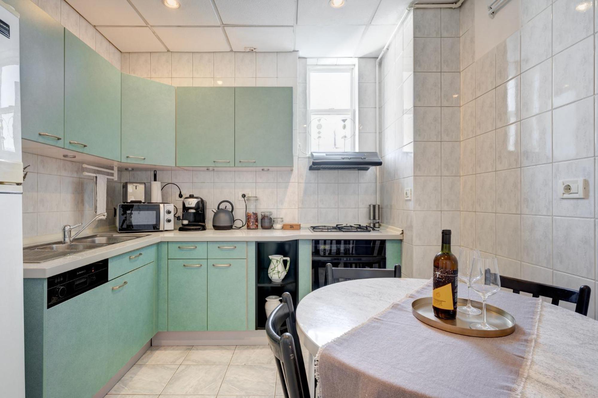 2 Bedroom - Romanian Athenaeum Appartamento